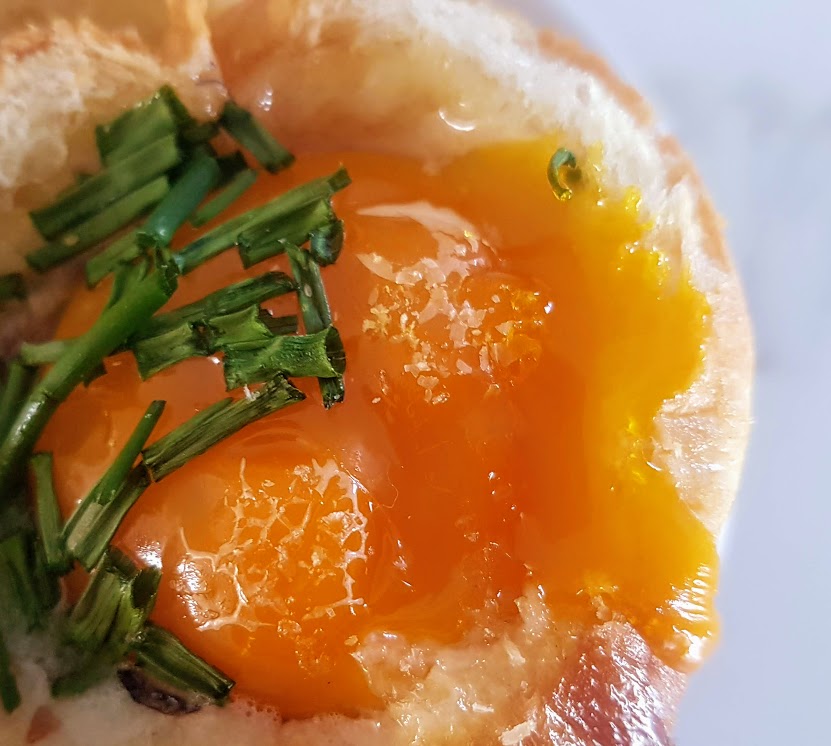 Oeufs cocotte en brioche Ça a Leyre bon